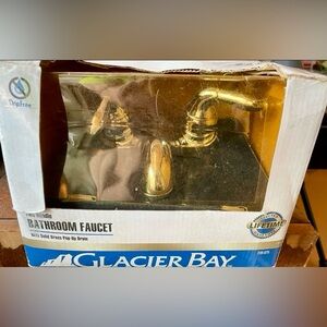 New Glacier Bay Solid Brass 2 Handled Bathroom Faucet